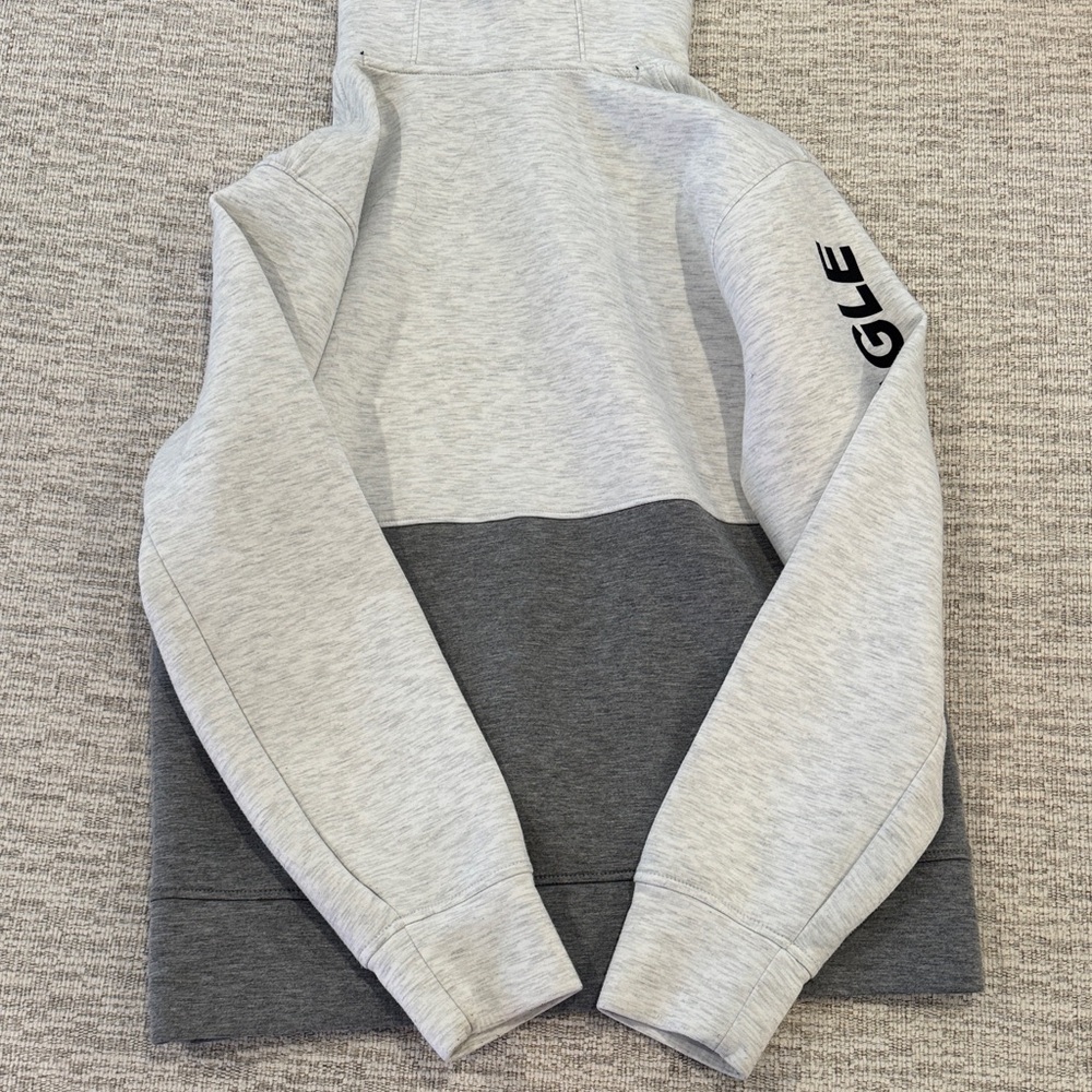 American Eagle Outfitters Two-Tone Gray Hoodie - Picture 3 of 3